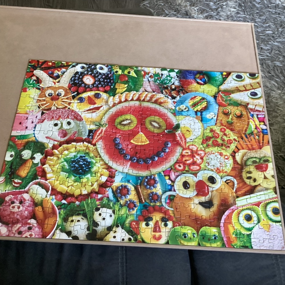 300pc Puzzle - Picture 2 of 4